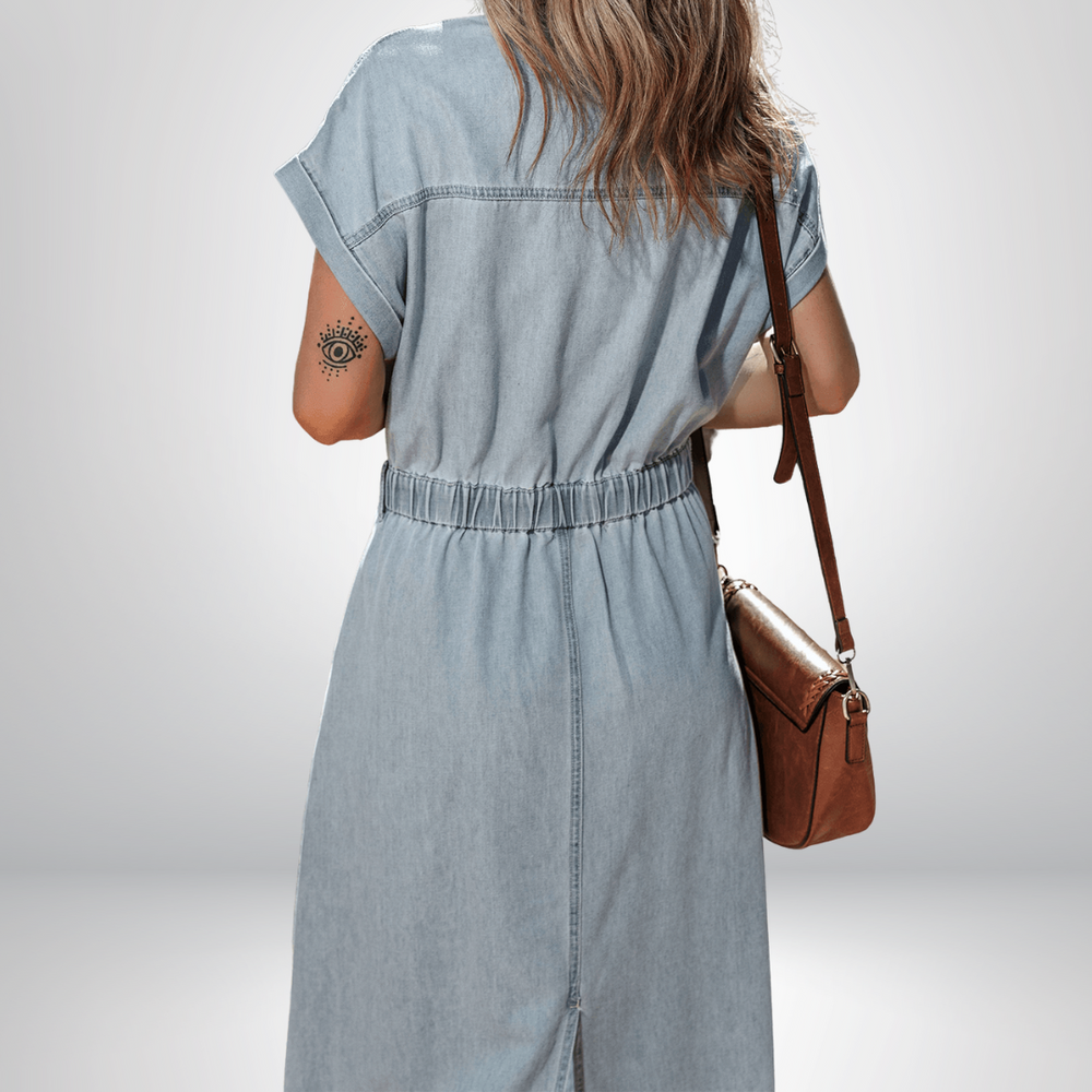 Isabelle - Denimklänning med eleganta, korta fladdermusärmar Anna & Maja
