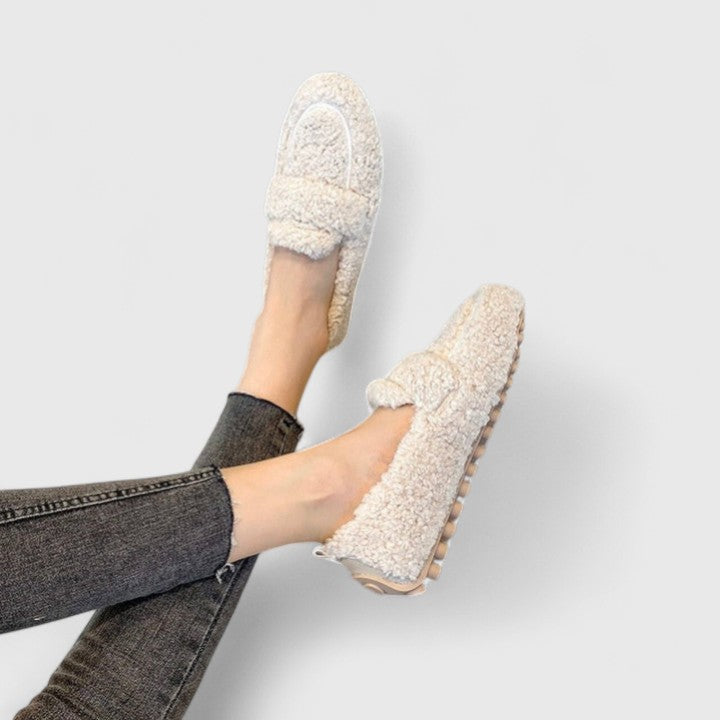 Solenne | Warme Slipper mit elegantem Design Oberhausen Modehaus
